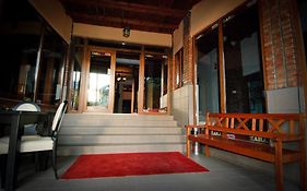 Hotel Zara  3*